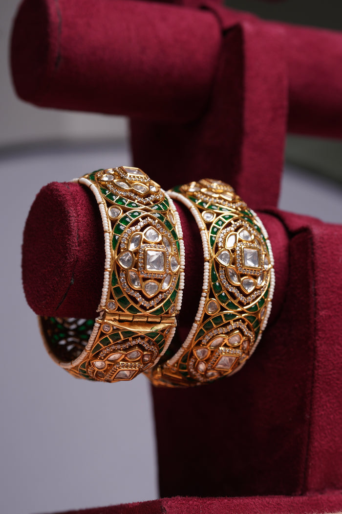 Premium Jadau Polki Bangle Set(Emerald)
