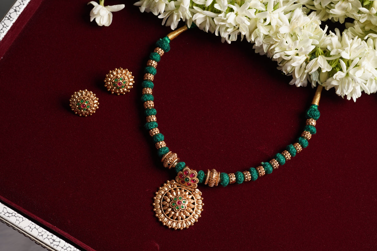 Green Thread Pendant Set
