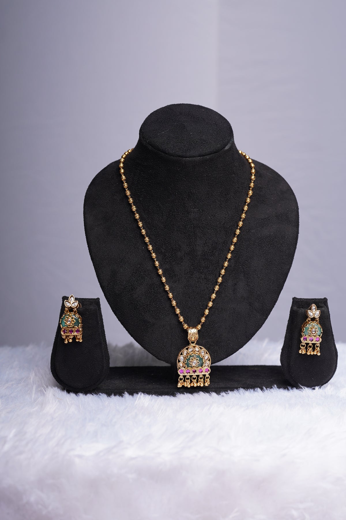 Mint Green Pendant Set
