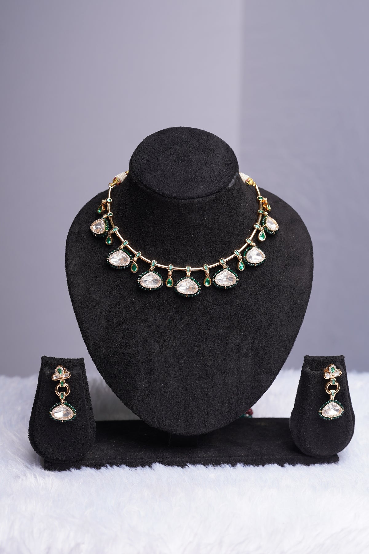 Emerald Dew Necklace Set