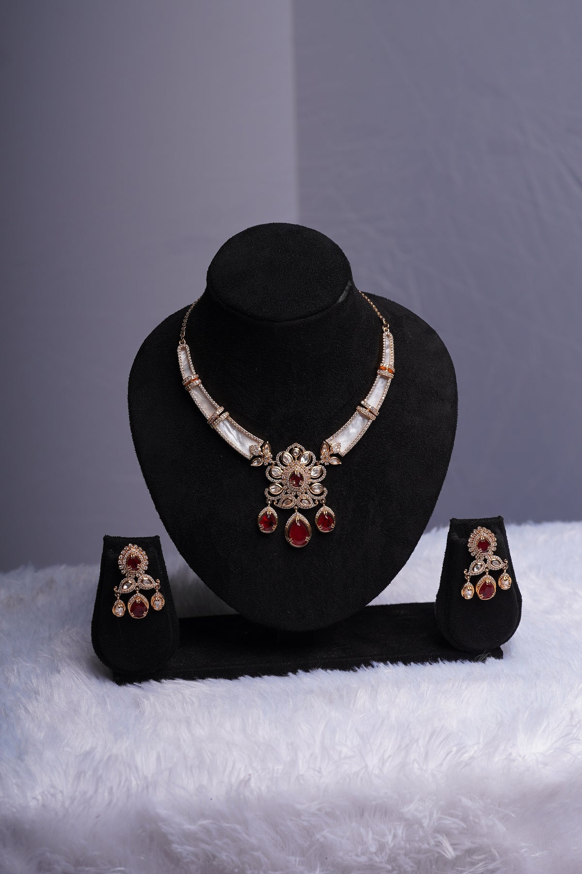 Ruby Noor Husli Set