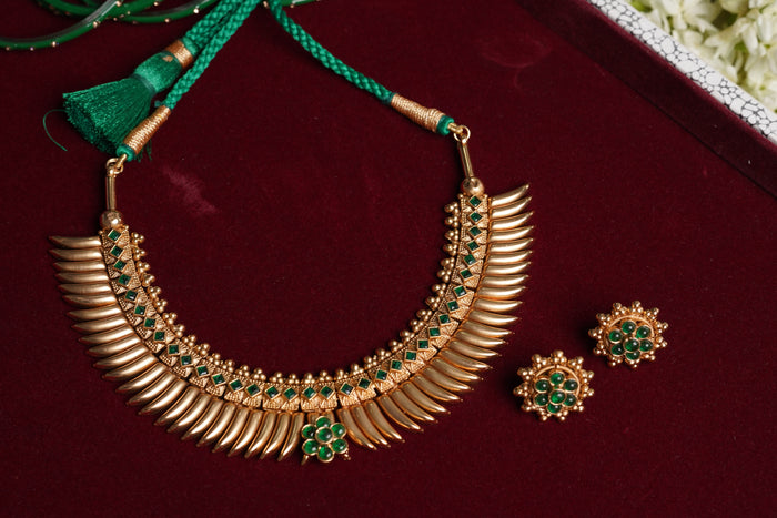 Emerald Chaphekari Haar