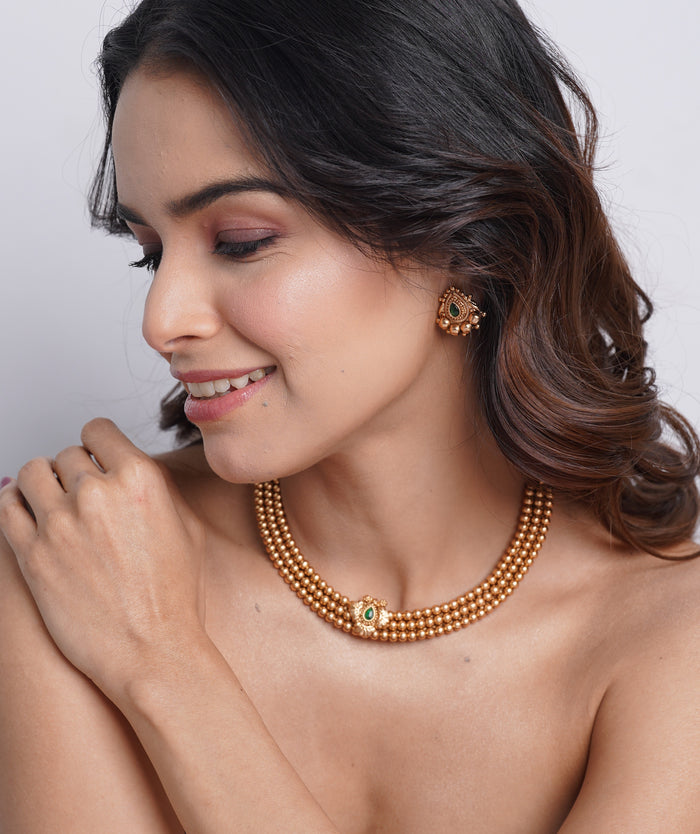 Emerald Peshwai Choker