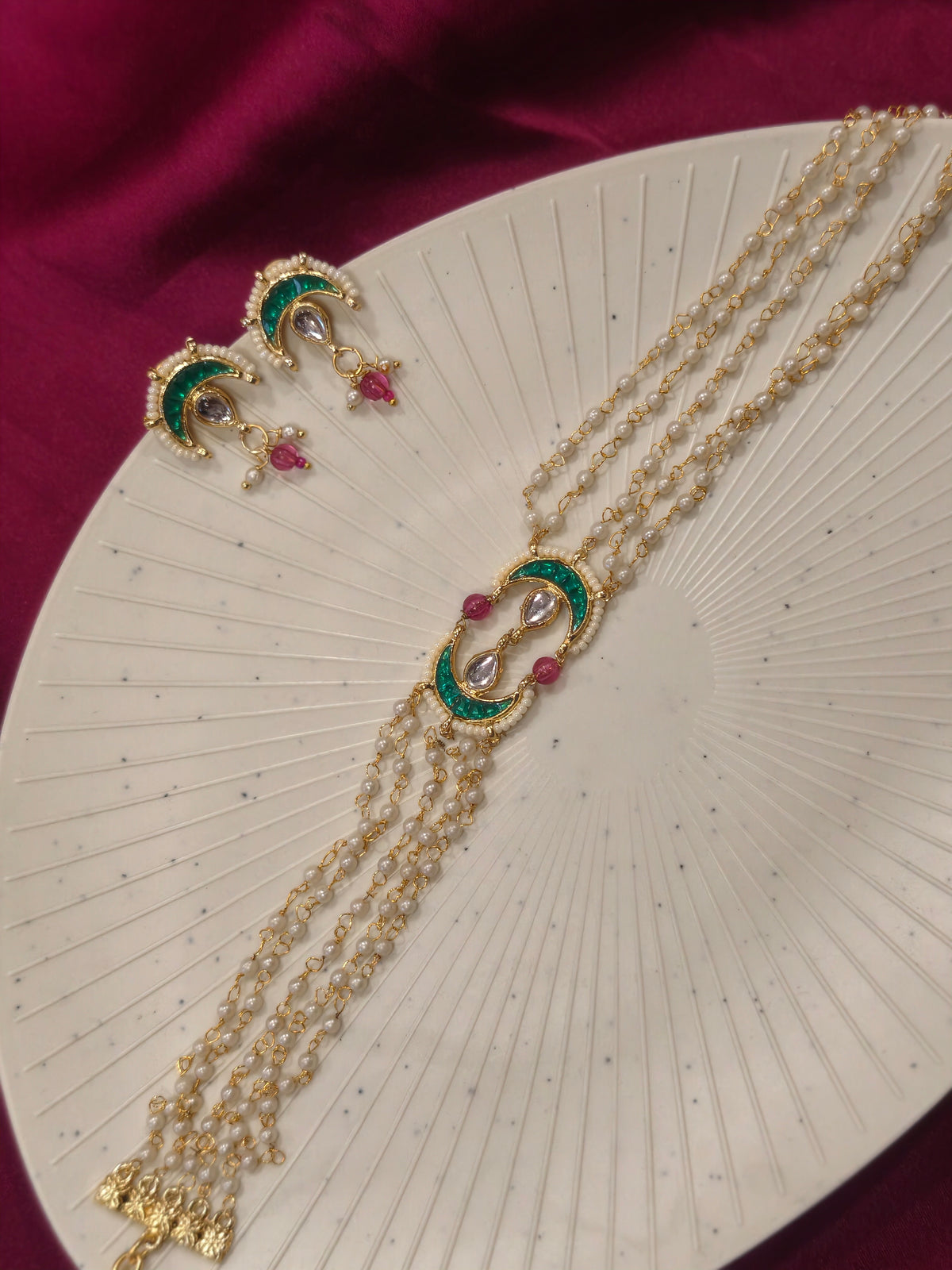 Pearl Chaand Choker